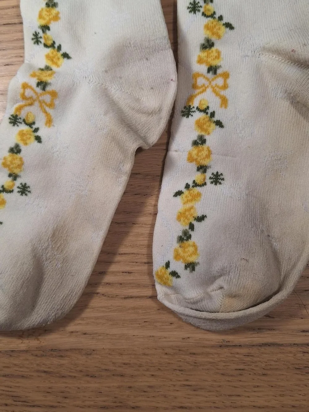 Innocent World Ivory Yellow Floral Bow OTK Socks | Classic Lolita